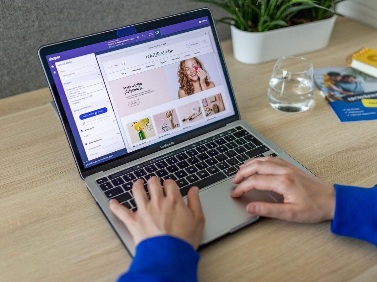 Entwicklung eines Onlineshops am Rechner